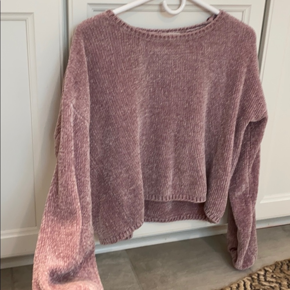 Cropped bubble sleeve sweater